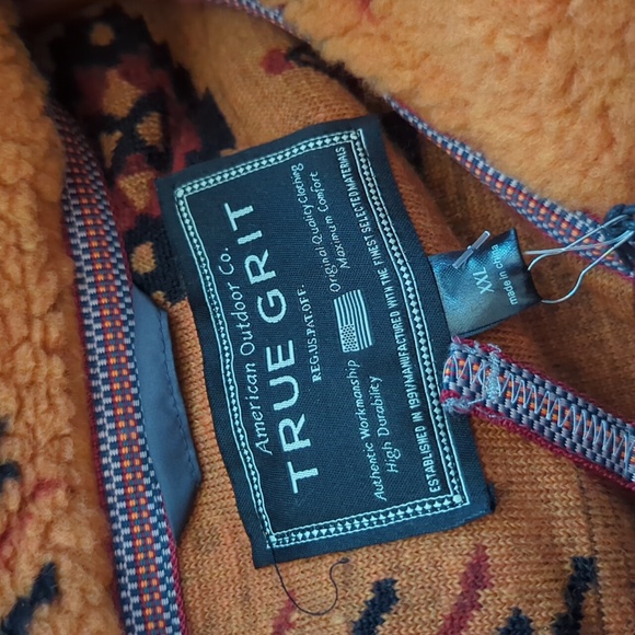 LAST ONE! 🆕🌿MEN'S DESERT PULLOVER🌿 - Picture 7 of 8